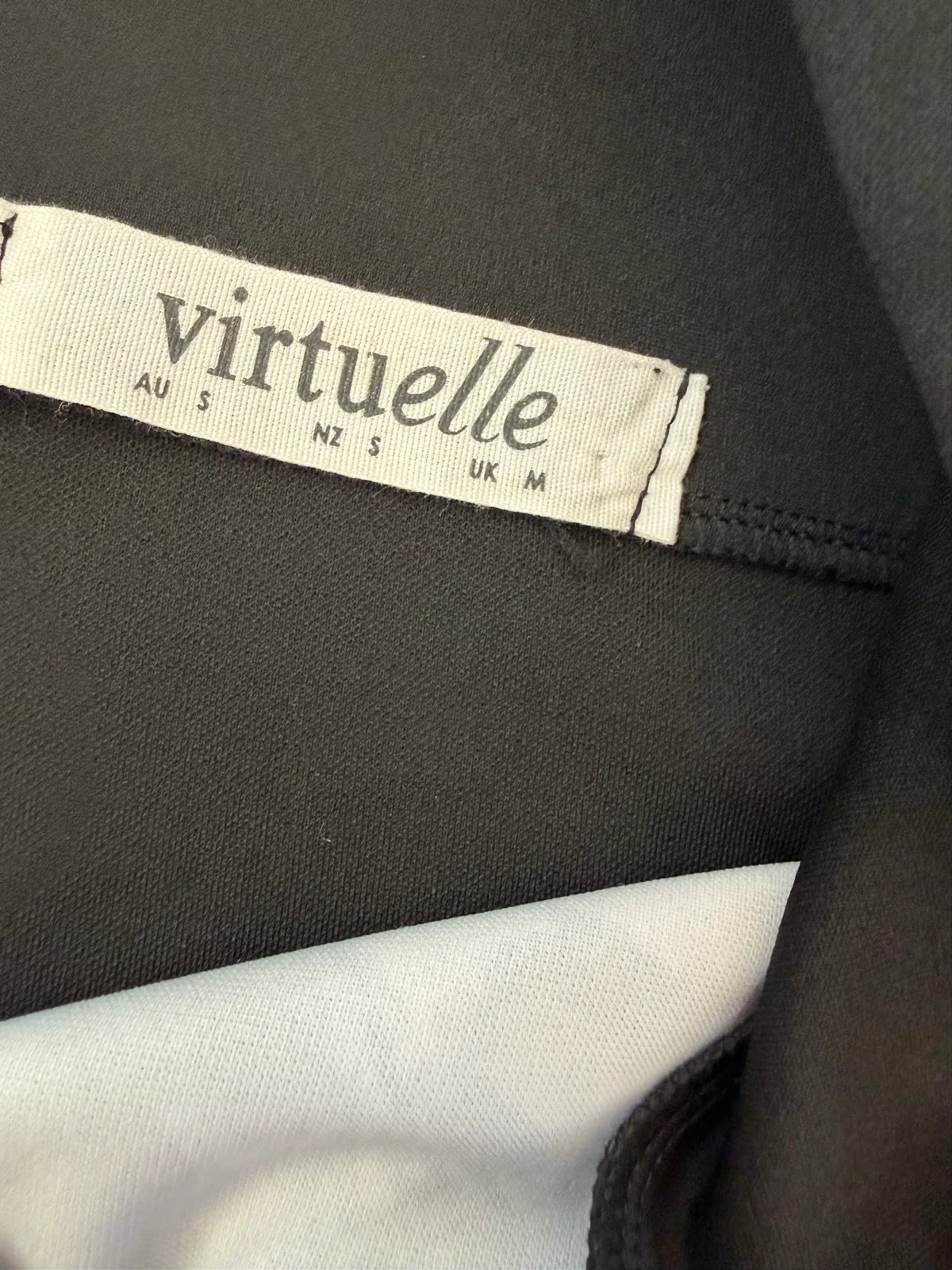 Virtuelle stretch body con midi dress size s (16) – photo 2
