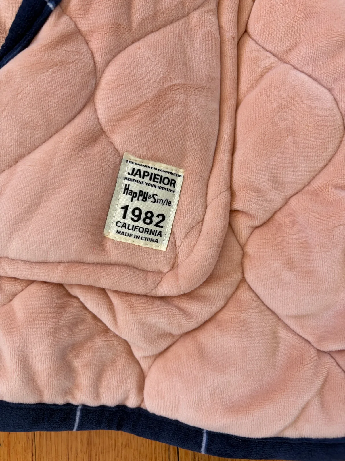 Peach quilted button up jacket size xl — photo 2