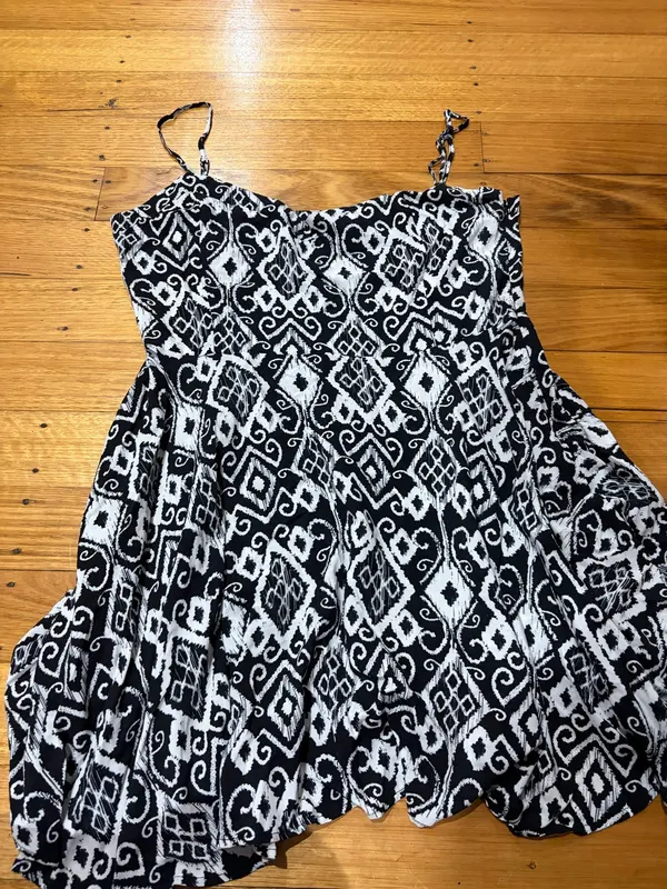 Factorie black and white sundress size xl