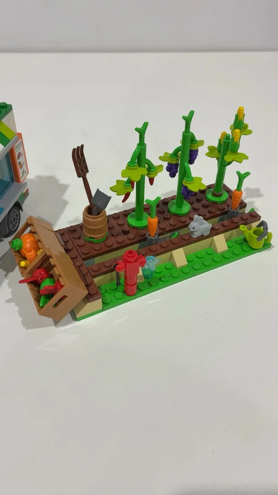 LEGO city Farmers market van 60345 – photo 3