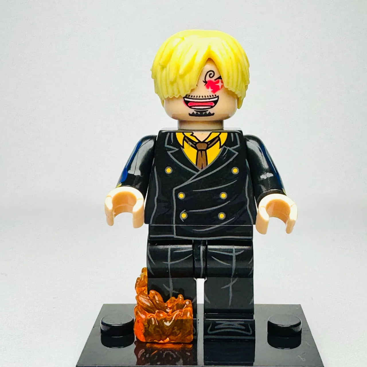 Vinsmoke Sandi - One Piece Anime Custom Brick Minifigure (2063) – photo 2