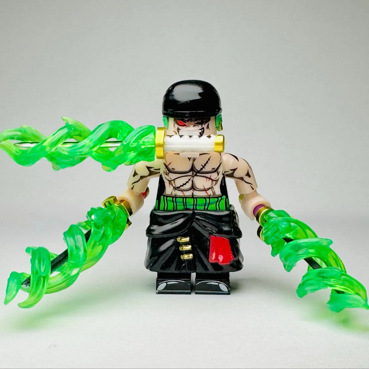 Roronoa Zoro - One Piece Anime Custom Brick Minifigure (606) – photo 3