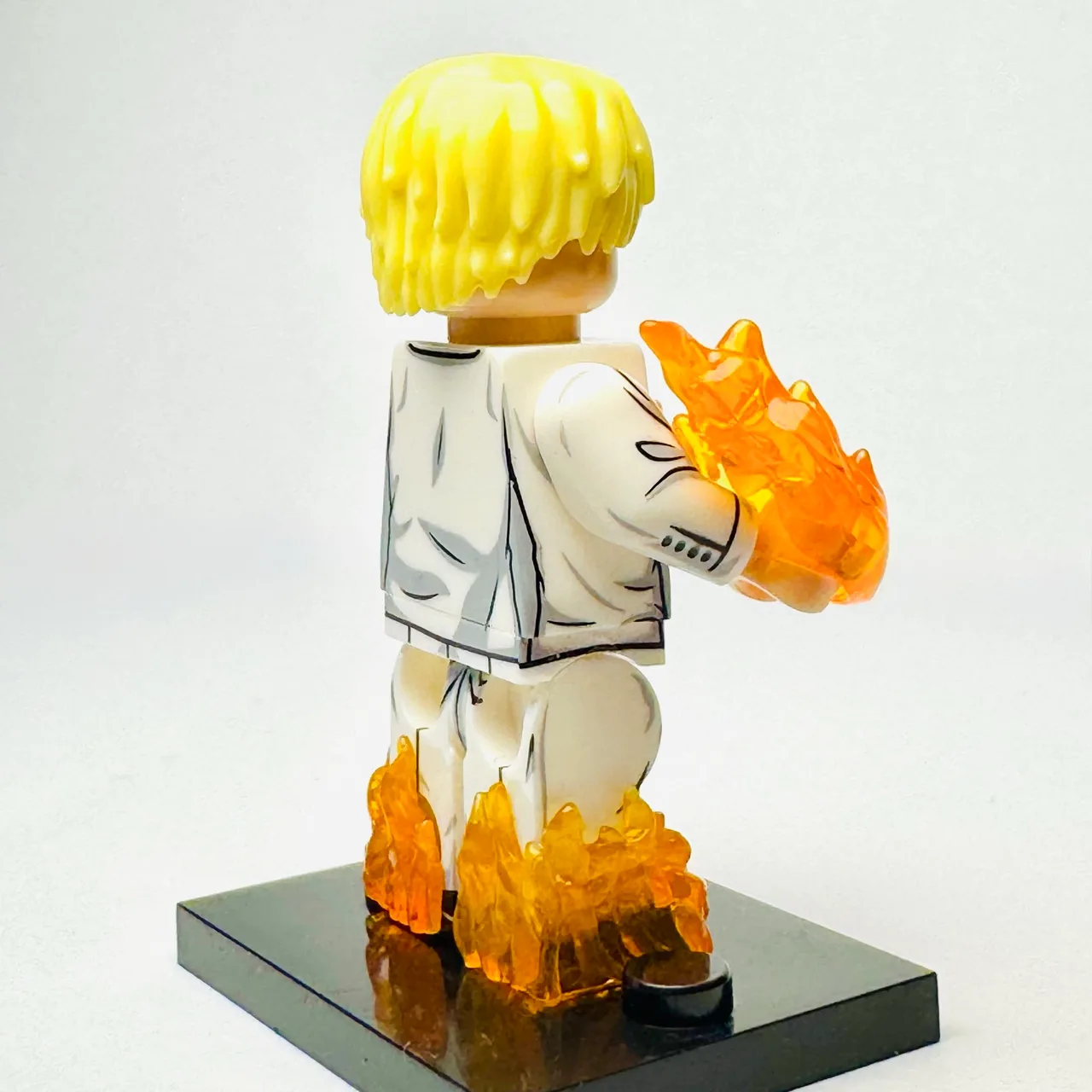 Vinsmoke Sandi - One Piece Anime Custom Brick Minifigure (2080) – photo 4