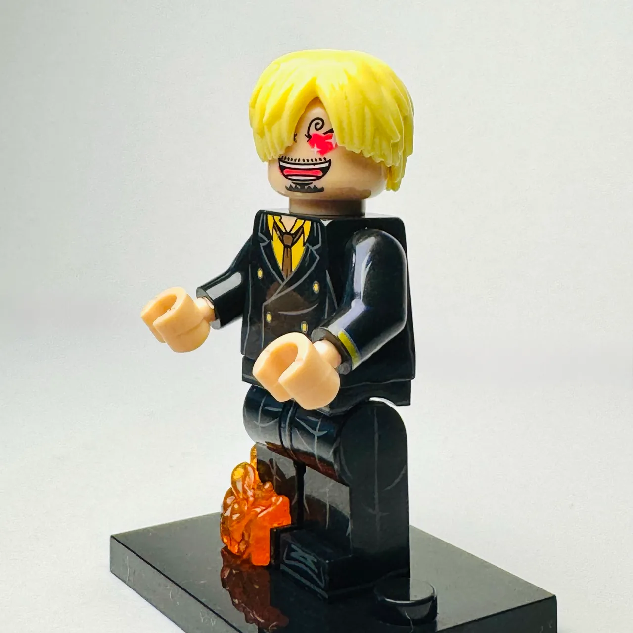 Vinsmoke Sandi - One Piece Anime Custom Brick Minifigure (2063) – photo 3