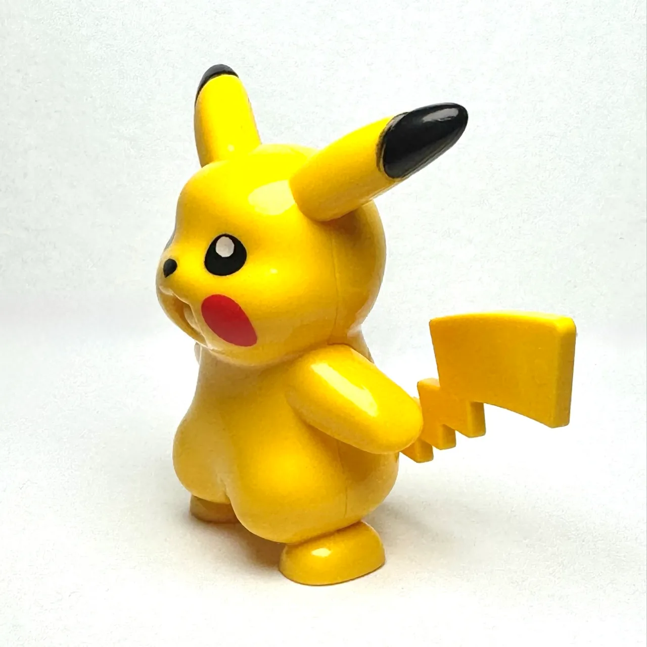 Pokemon - Pikachu Custom Brick Minifigure – photo 2