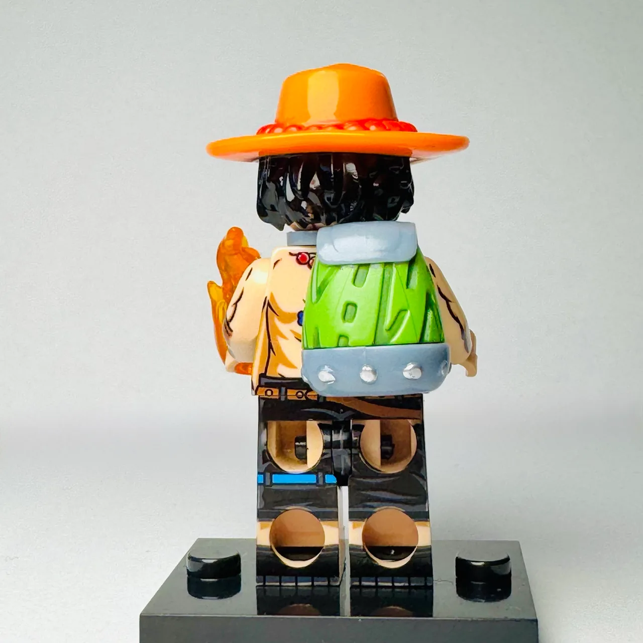 Portia’s D Ace - One Piece Anime Custom Brick Minifigure (2039) – photo 3