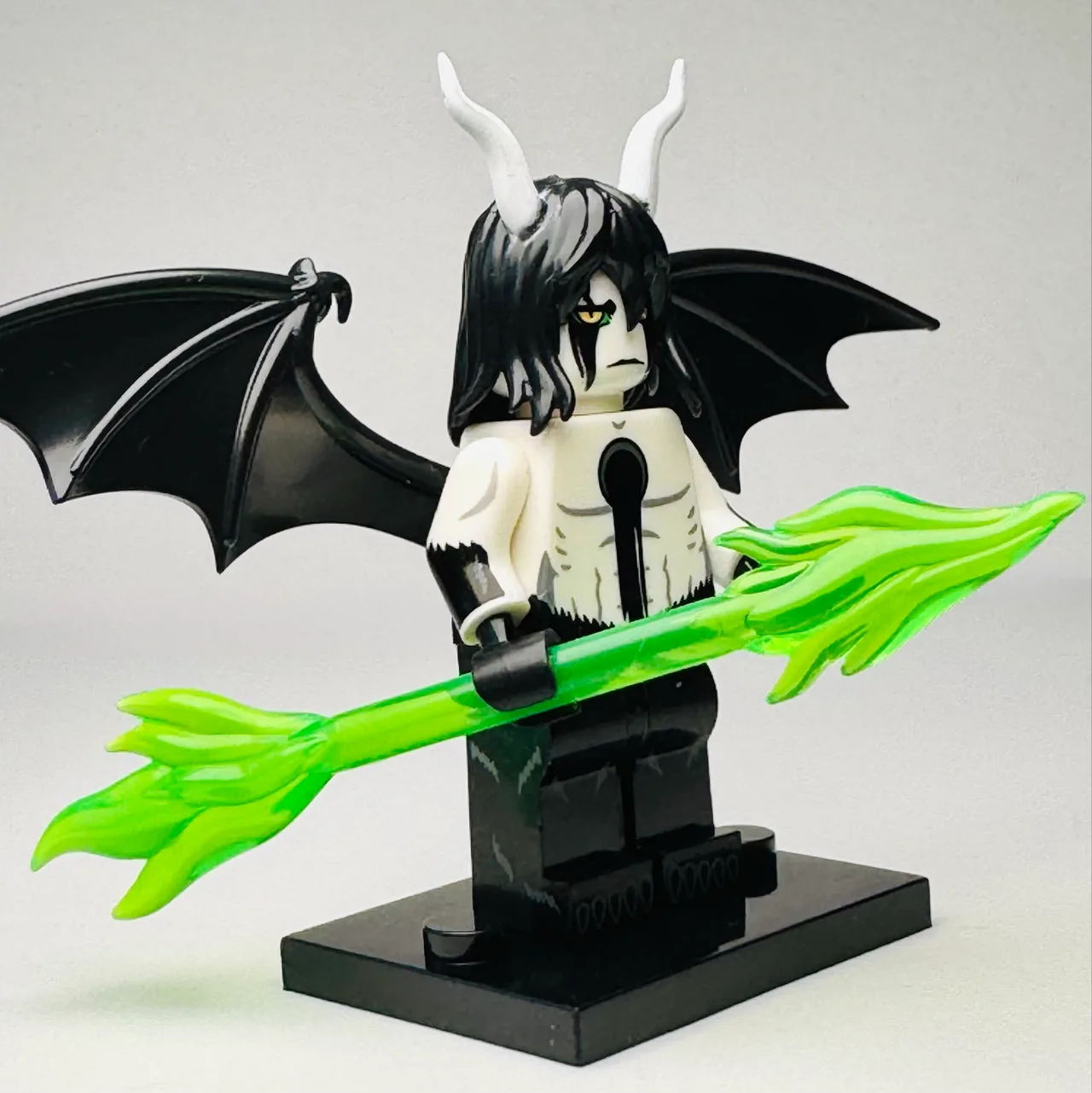 Bleach Anime - Ulquiorra Custom Brick Minifigure (2178) – photo 2